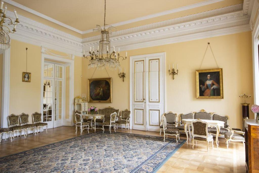 Hotel Butikowy Palac Jablonna Εξωτερικό φωτογραφία